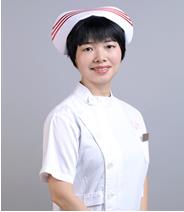 黃潔微.jpg